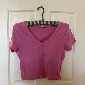 Hot pink v-neck crop tee. Size XL. Tilly’s brand